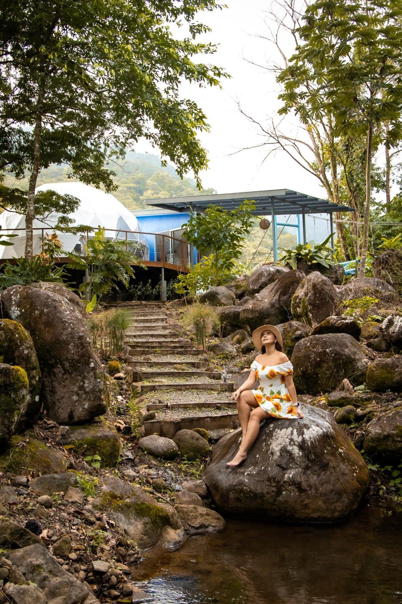 Bitzu Dome-Bijagua Riverside Glamping Eksteriør billede